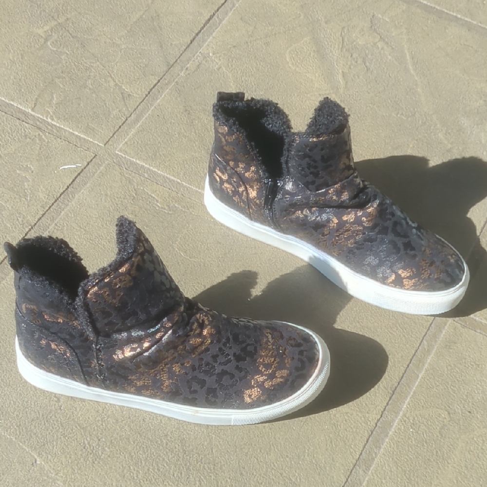 Very G Blk & Gold Sneakers Women's Size:7 HighTop Animal Print With Choppershine